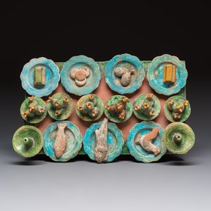 A Chinese sancai-glazed pottery model of an offering table, Ming — photo 6