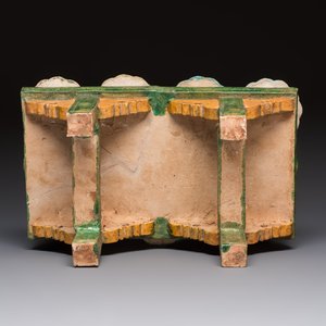 A Chinese sancai-glazed pottery model of an offering table, Ming — photo 7