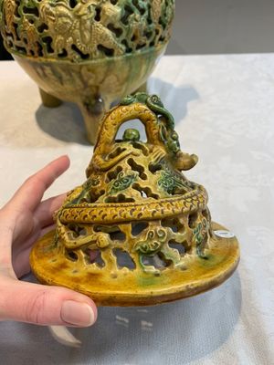 A Chinese sancai-glazed reticulated double-walled tripod censer and cover, Ming — photo 8