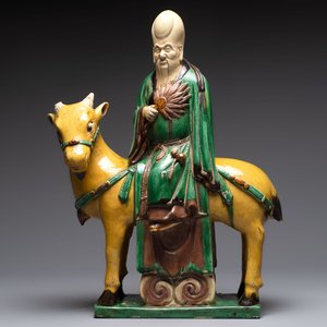 A Chinese sancai-glazed 'Shoulao riding a deer' group, Qing — photo 2