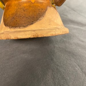 A Chinese sancai-glazed 'twin fish' vase, probably Song — photo 11