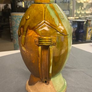 A Chinese sancai-glazed 'twin fish' vase, probably Song — photo 13