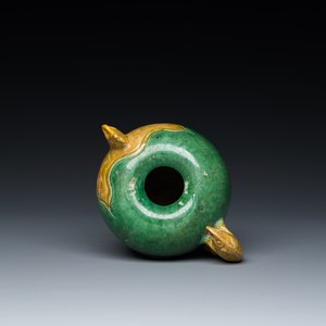 `-$A Chinese sancai-glazed water dropper with phoenix-shaped spout, Ming or Kangxi — photo 6
