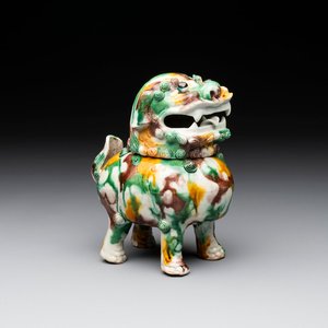 A Chinese sancai 'luduan' censer, Kangxi — 照片 1
