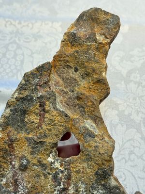 A Chinese sandstone 'Bai Ma Shi Zu 白馬舐足' carving, Northern Wei — 照片 16