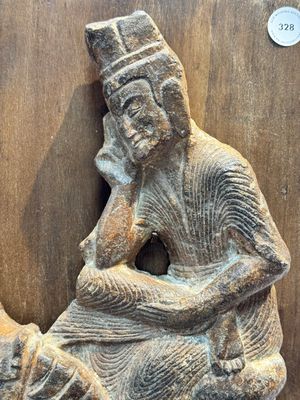 A Chinese sandstone 'Bai Ma Shi Zu 白馬舐足' carving, Northern Wei — 照片 5