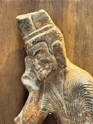 A Chinese sandstone 'Bai Ma Shi Zu 白馬舐足' carving, Northern Wei — 照片 6