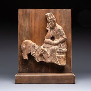 A Chinese sandstone 'Bai Ma Shi Zu 白馬舐足' carving, Northern Wei — 照片 1