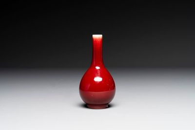 A Chinese sang-de-boeuf bottle vase, 19/20th C. — photo 3