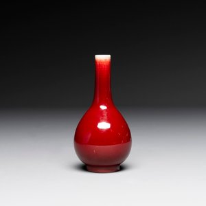 A Chinese sang-de-boeuf bottle vase, 19/20th C. — photo 3
