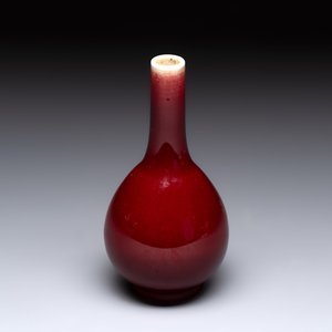 A Chinese sang-de-boeuf bottle vase, 19/20th C. — photo 4