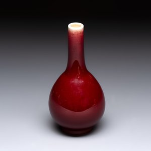 A Chinese sang-de-boeuf bottle vase, 19/20th C. — photo 6