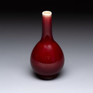 A Chinese sang-de-boeuf bottle vase, 19/20th C. — photo 7