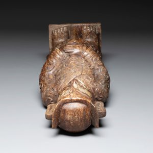 A Chinese Sanxingdui-style marble sculpture of a warrior, 20th C. — photo 9