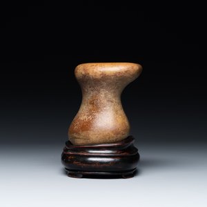 A Chinese scholar's rock on wooden stand, Ming or later — photo 3