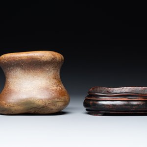 A Chinese scholar's rock on wooden stand, Ming or later — photo 6