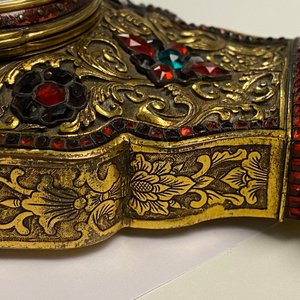 A Chinese semi-precious stone embellished gilt-bronze wall clock, Canton workshop and George Prior of London for the Chinese market, Qianlong — photo 30