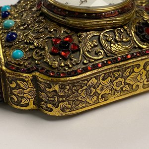A Chinese semi-precious stone embellished gilt-bronze wall clock, Canton workshop and George Prior of London for the Chinese market, Qianlong — photo 31