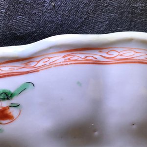 A Chinese shell-shaped famille verte dish, Kangxi — photo 5