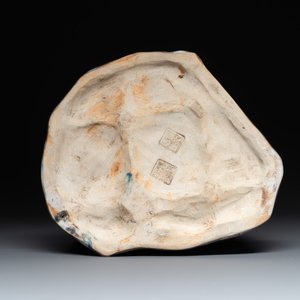 A Chinese Shiwan flambé group of two rabbits, Cao Wenxuan 曹文選 and Jing De Zhen Zhi 景德鎮制 seal marks, 1st half 20th C. — photo 7
