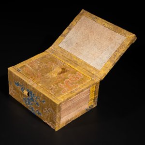 A Chinese shoushan stone 'Changchun Jushi 長春居士' seal with its original case, 18th C. — 照片 11