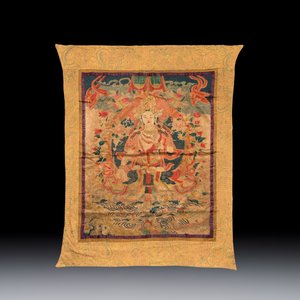 A Chinese silk and gold-thread embroidered 'White Tara' thangka — 照片 1