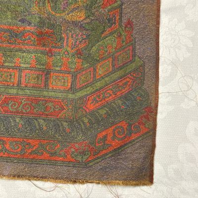 A Chinese silk brocade 'Shakyamuni Buddha' thangka — 照片 3