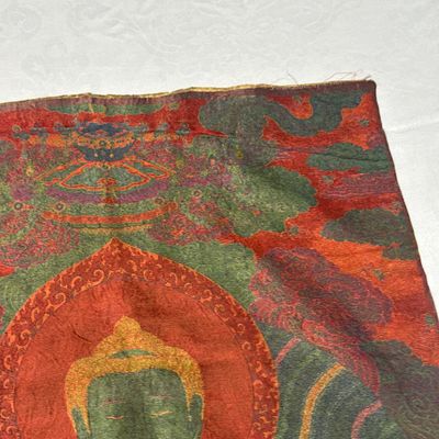 A Chinese silk brocade 'Shakyamuni Buddha' thangka — 照片 9