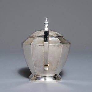 A Chinese silver art deco tea service on tray, Republic, 1st half 20th C. — photo 12