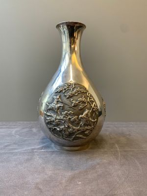 A Chinese silver 'battle scenes' 'yuhuchunping' vase, 19/20th C. — foto 2
