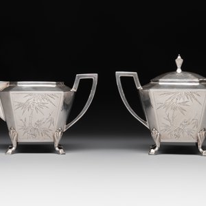A Chinese silver covered teapot, sugar jar and milk jug with bamboo design, Tackhing 90% silver mark, 20th C. — foto 2