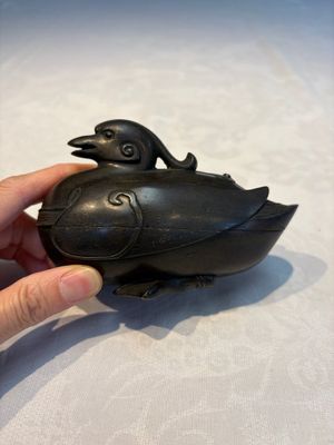 A Chinese silver-inlaid bronze 'Mandarin Duck' censer and cover, Ming — photo 2