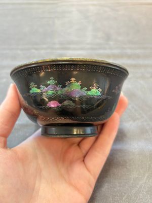 A Chinese silver-lined laque burgauté bowl with figural design, Kangxi — photo 3