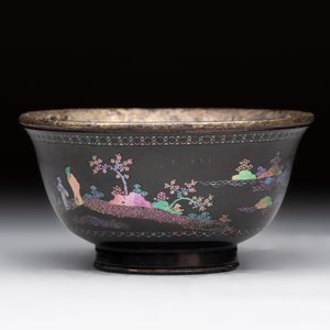 A Chinese silver-lined laque burgauté bowl with figural design, Kangxi — photo 2