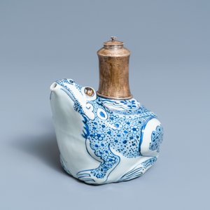 A Chinese silver-mounted blue and white 'frog' kendi, Wanli — photo 9