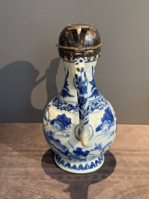 A Chinese silver-mounted blue and white 'Mongolian hunt' ewer, Transitional period — photo 2