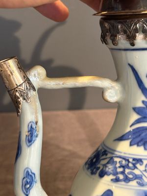 A Chinese silver-mounted blue and white 'Mongolian hunt' ewer, Transitional period — photo 7