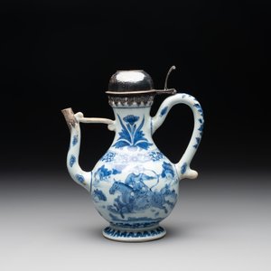 A Chinese silver-mounted blue and white 'Mongolian hunt' ewer, Transitional period — photo 2