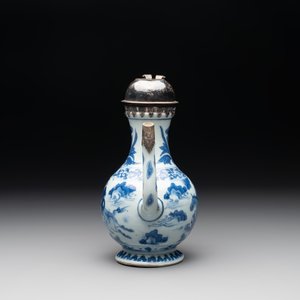 A Chinese silver-mounted blue and white 'Mongolian hunt' ewer, Transitional period — photo 3