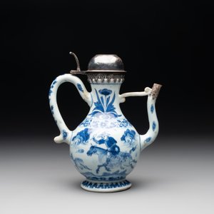 A Chinese silver-mounted blue and white 'Mongolian hunt' ewer, Transitional period — photo 4