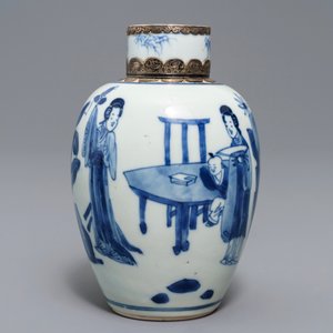 A Chinese silver-mounted blue and white tea caddy and cover, Kangxi — photo 3