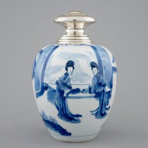 A Chinese silver-mounted blue and white tea caddy, Kangxi — photo 2