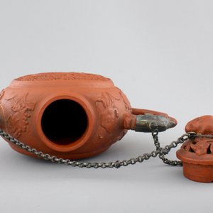 A Chinese silver-mounted open-worked Yixing stoneware teapot, 18th C. — foto 7