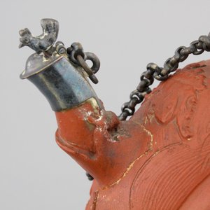 A Chinese silver-mounted open-worked Yixing stoneware teapot, 18th C. — foto 9