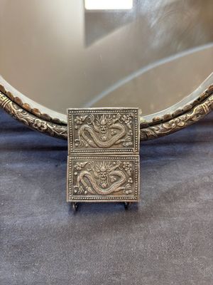 A Chinese silver-plated oval mirror, 19/20th C. — photo 2