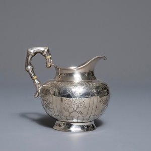 A Chinese silver-plated tea service on tray, Republic, 1st half 20th C. — photo 12
