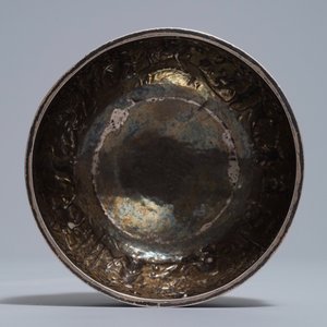 A Chinese silver relief-decorated bowl, marked Qing Xiang, 19/20th C. — 照片 5