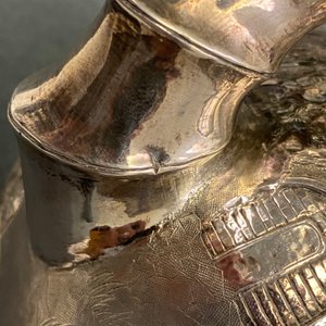 A Chinese silver teapot, cream jug and sugar jar, marked Luen Wo - Shanghai, late 19th C. — 照片 13