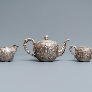 A Chinese silver teapot, cream jug and sugar jar, marked Luen Wo - Shanghai, late 19th C. — 照片 4