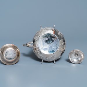 A Chinese silver teapot on stand, Luen Wo, Shanghai, 19th C. — photo 19